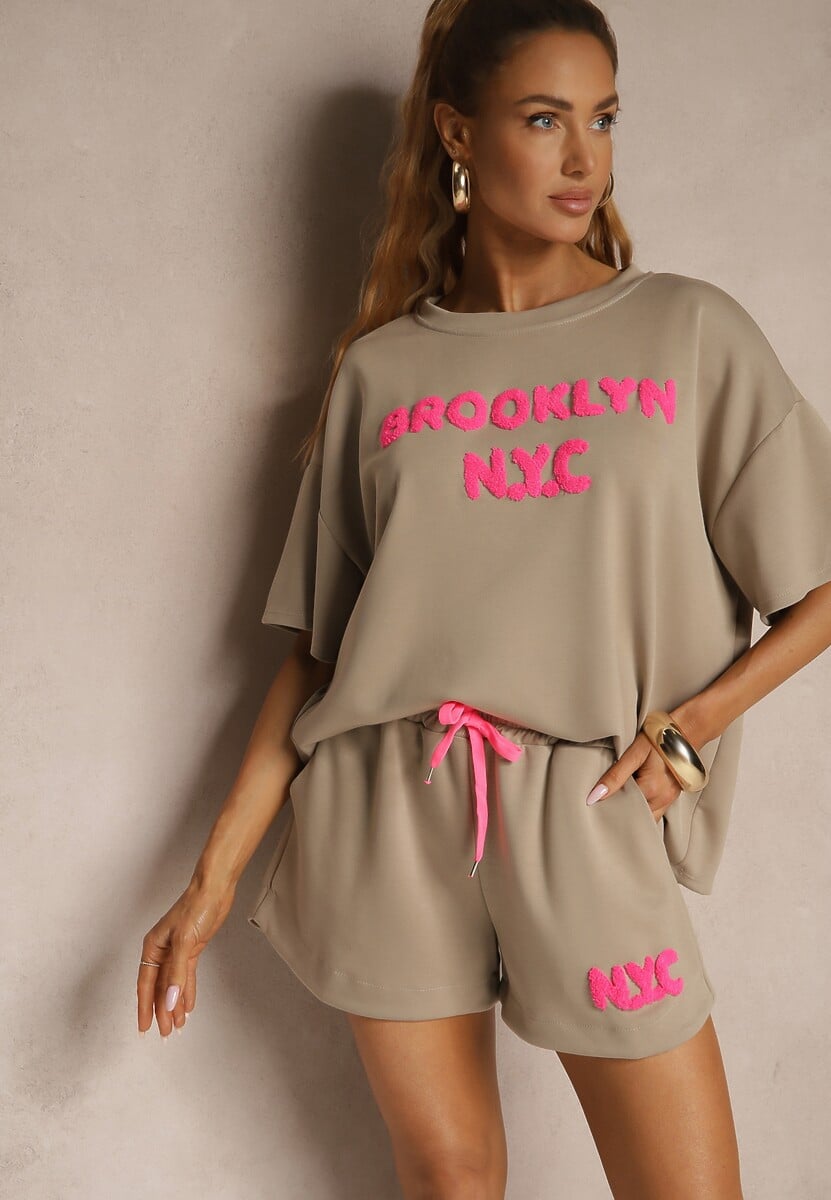 Ciemnobeżowy Komplet z Wiskozą o Fasonie Oversize T-shirt i Szorty Lirafina