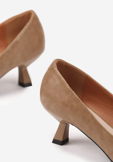 Ciemnobeżowe Czółenka Vices na Kaczuszce ze Skórzaną Wkładką Elialie