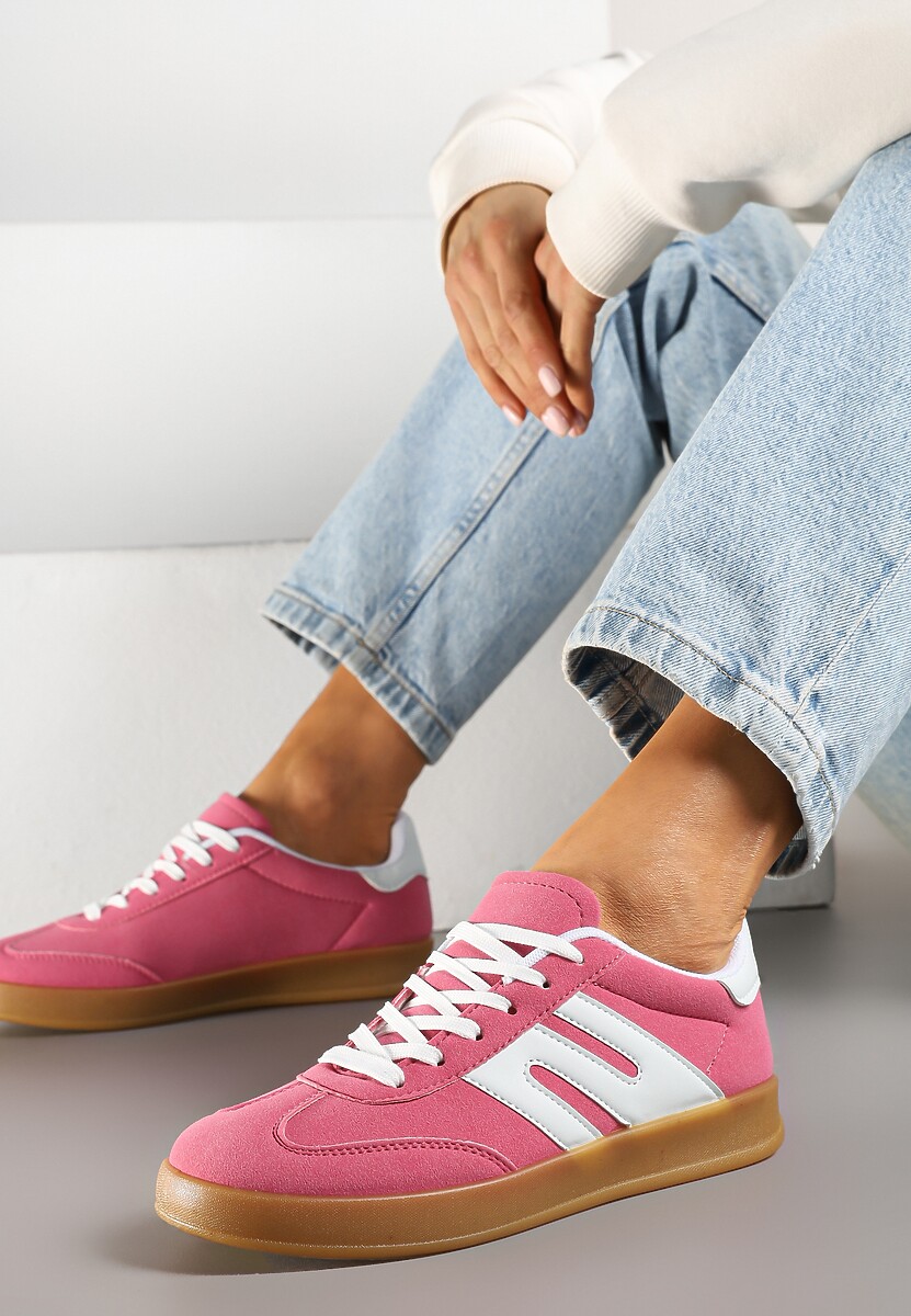 Biało-Czarne Sneakersy Kultowe Tenisówki Zdobione Przeszyciami Eveltewia