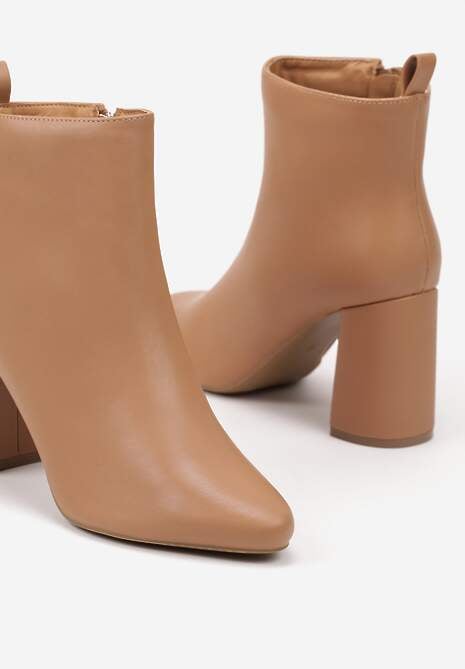 Ciemnobeżowe Klasyczne Botki na Słupkowym Obcasie ze Szpiczastym Noskiem Norema
