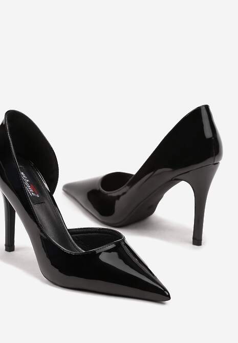 Czarne Lakierowane Szpilki w Klasycznym Stylu Ozdobione Wycięciem Acita