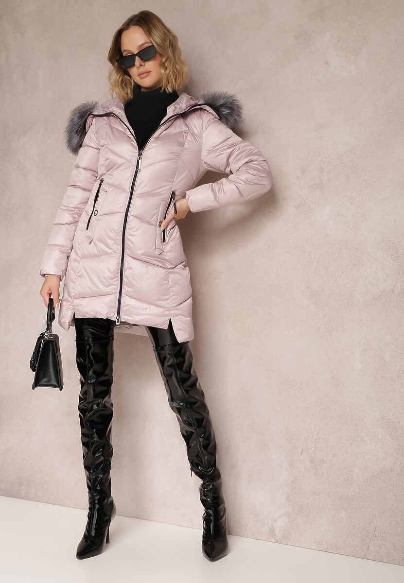 Różowa Kurtka Pikowana z Kapturem z Futerkiem Eldora