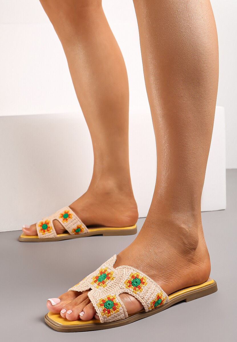 Żółte Klapki Ozdobione Haftowanymi Kwiatami Reviala