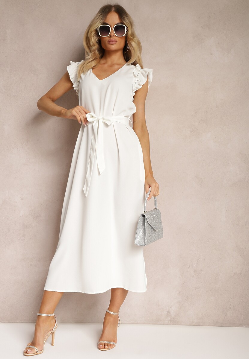 Biała Sukienka z Materiałowym Paskiem Ozdobiona Rozcięciami i Cyrkoniami z Falbanką Holline