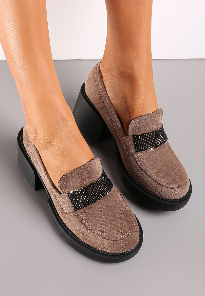 Beżowe Półbuty na Słupku ze Skórzaną Wkładką i Klamerką z Cyrkoniami Polella