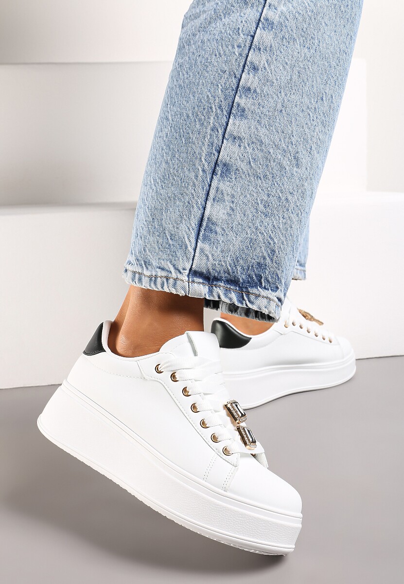 Biało-Czarne Sneakersy z Platformą i Odpinanymi Biżuteryjnymi Aplikacjami na Sznurówkach Tamaki