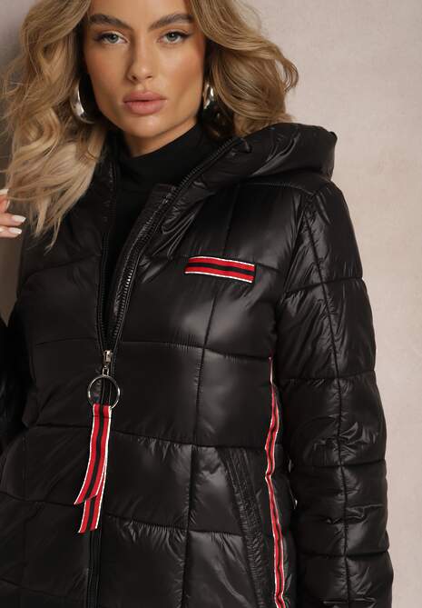 Czarna Kurtka Pikowana z Lampasami i Kapturem Zine