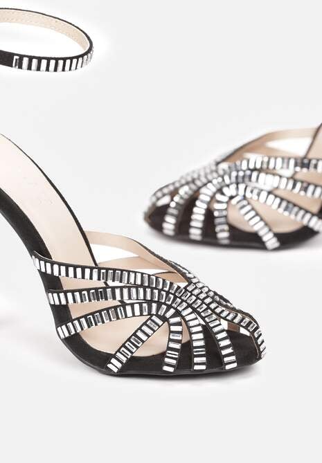 Czarne Sandały na Szpilce z Nitami Ire
