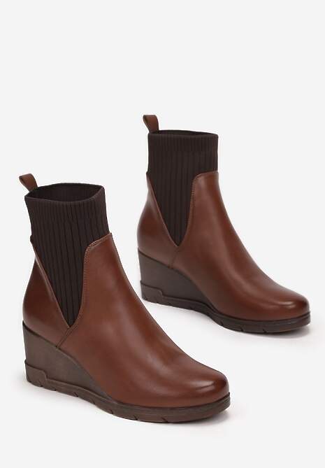 Brązowe Botki z Elastyczną Cholewką na Koturnie Touge