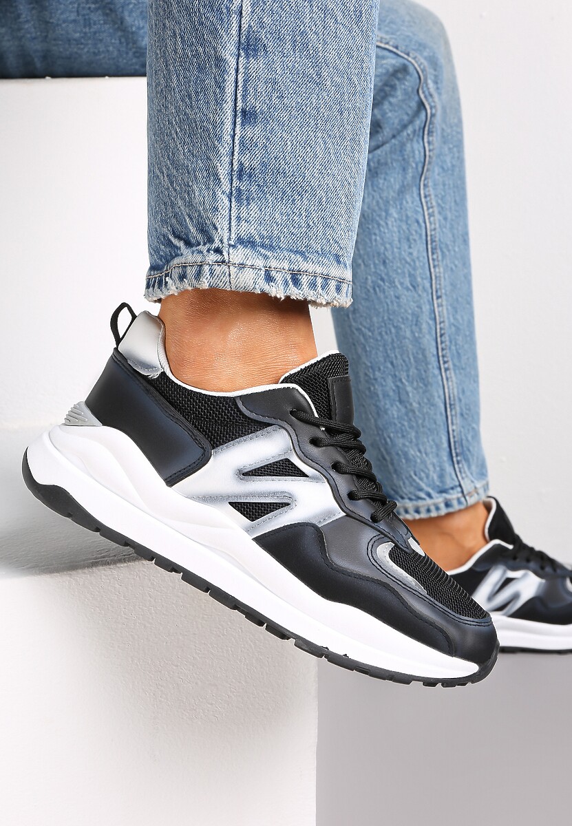 Czarne Sneakersy Przed Kostkę Zdobione Przeszyciami Flallesi