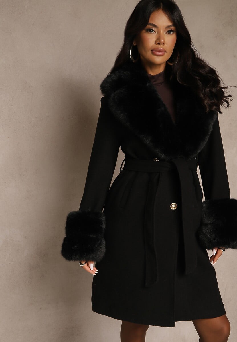 Czarny Dwurzędowy Płaszcz o Eleganckim Fasonie z Futerkowymi Zdobieniami  Lendrie