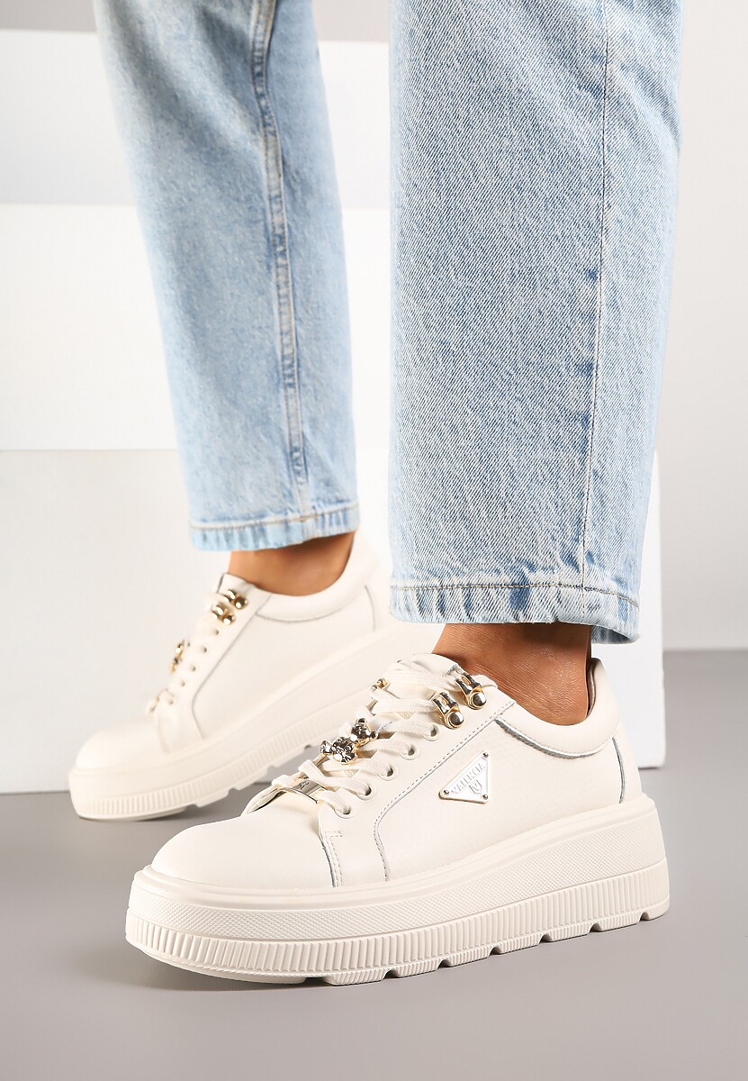 Beżowe Skórzane Sneakersy na Platformie Ozdobione Aplikacją Doliresa