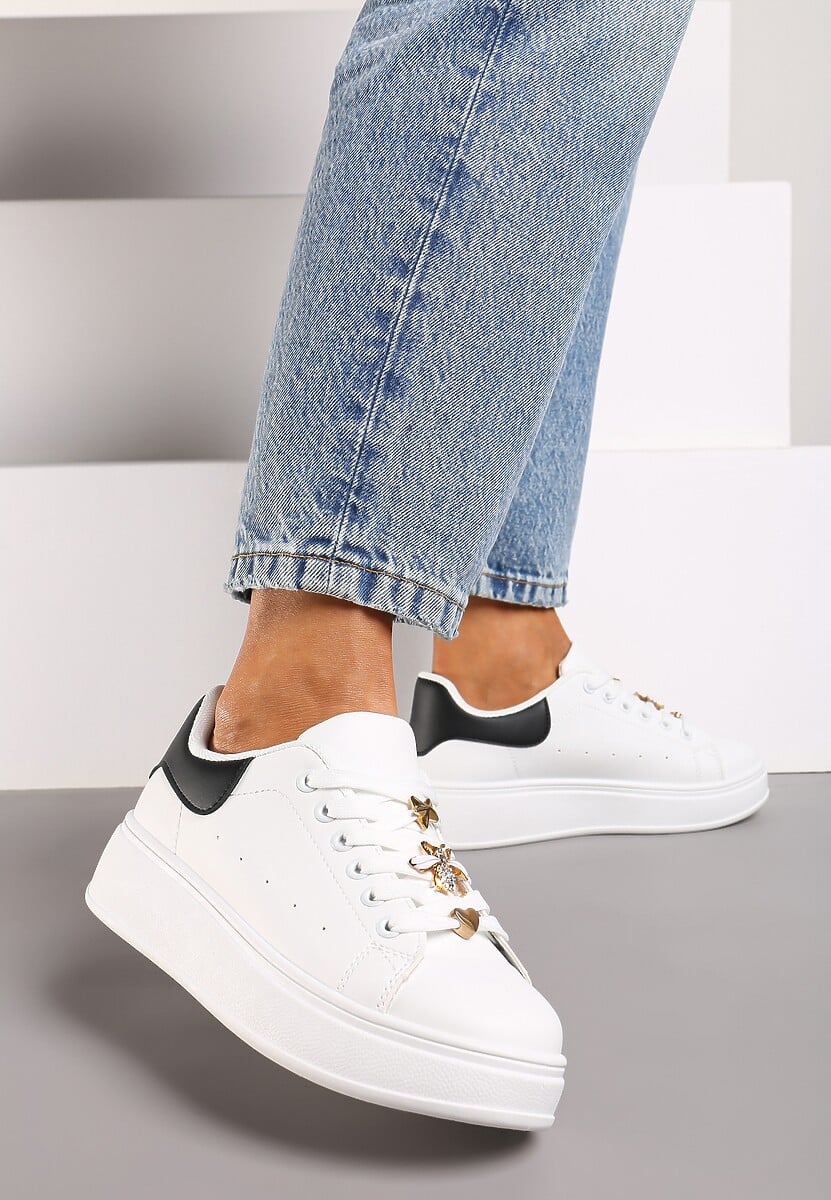 Biało-Czarne Sneakersy na Platformie Wykończone Cyrkoniowymi Aplikacjami Vliorina