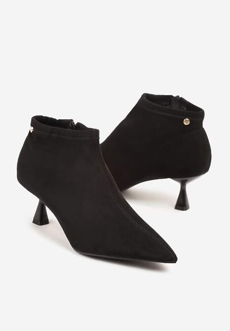 Czarne Botki z Imitacji Zamszu z Noskiem w Szpic na Kaczuszce Rilanitia