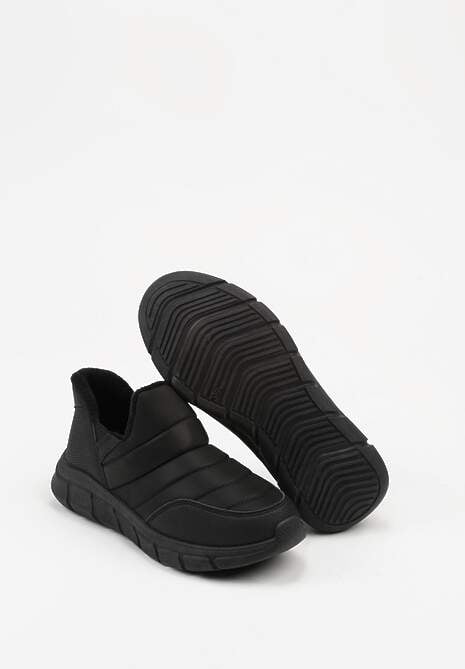 Czarne Sneakersy Śniegowce na Platformie z Tłoczeniem i Pikowaną Cholewką Vermina