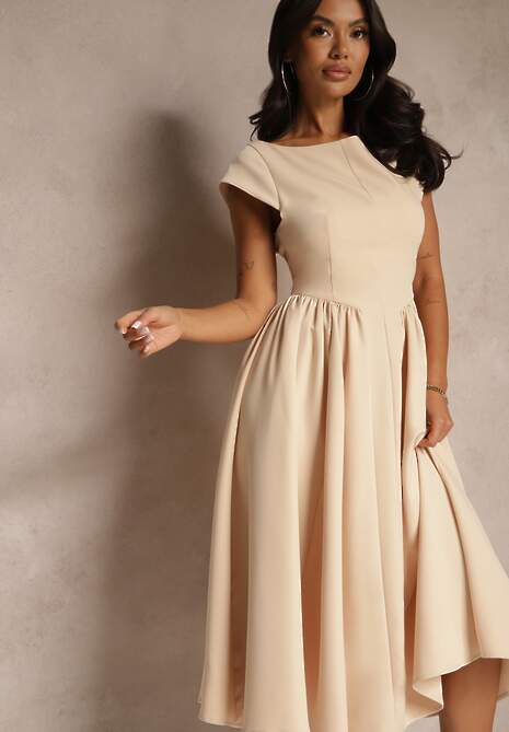 Beżowa Sukienka Vices  o Rozkloszowanym Kroju z Dekoltem w Kształcie Łódki Milioria