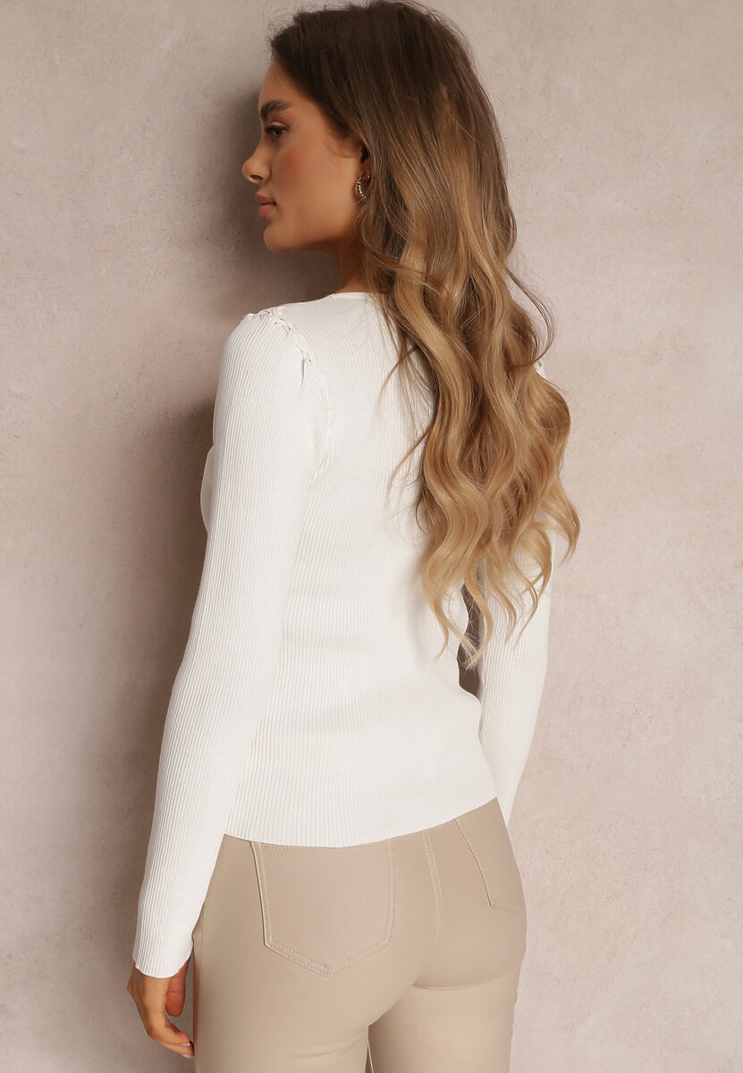 Biały Sweter Wiązany na Dekolcie z Prążkowanej Dzianiny Afta