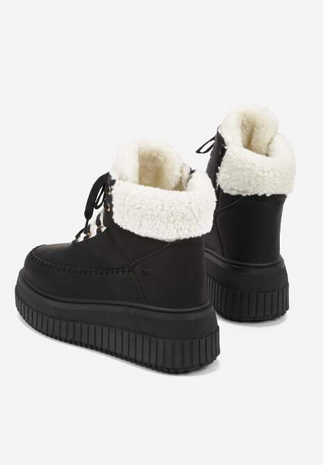 Czarne Śniegowce na Platformie z Tłoczeniem Ozdobione Przeszyciami i Futerkiem Ralassa