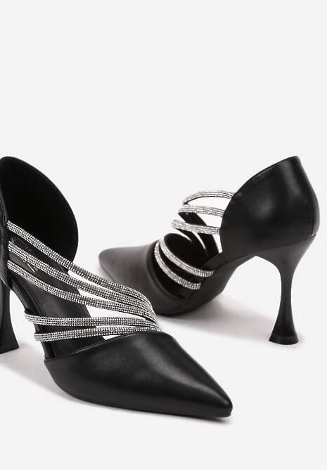 Czarne Szpilki w Eleganckim Stylu Ozdobione Paskami z Cyrkonii Ettaisa