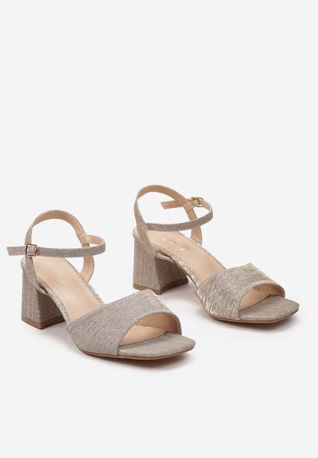 Złote Sandały na Słupku w Całości Ozdobione Brokatem Apontia