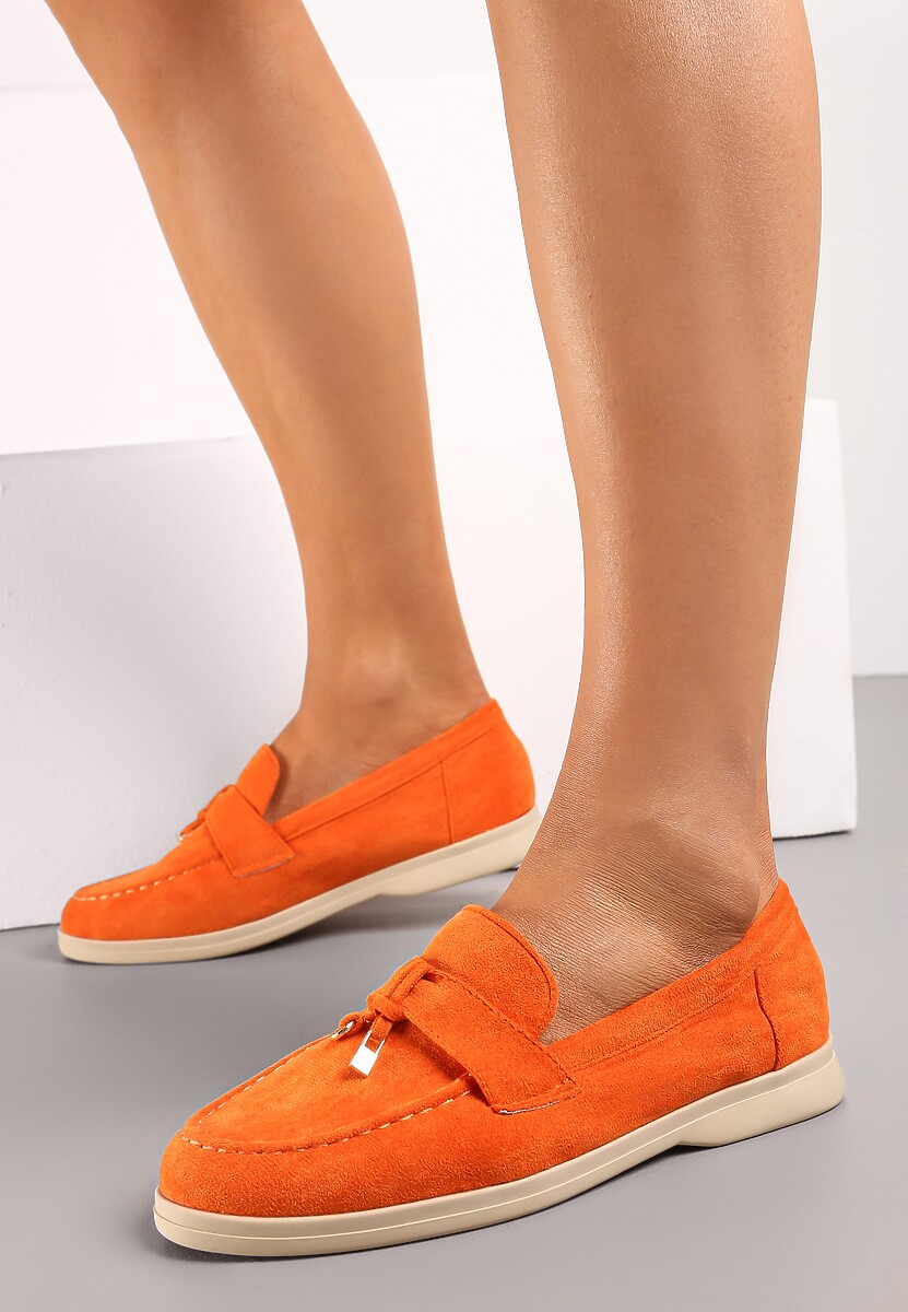 Brązowe Mokasyny z Zawieszką w Kształcie Kłódki Lorniwas