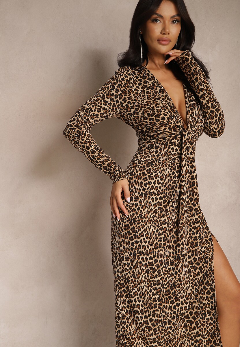 Brązowa Taliowana Panterkowa Sukienka Koktajlowa Ozdobiona Cyrkoniami i Rozcięciem na Nogę Sarimi