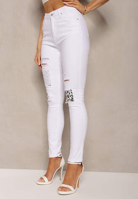 Białe Dopasowane Spodnie z Wstawką w Cętki w Miejscu Przetarć Intellia