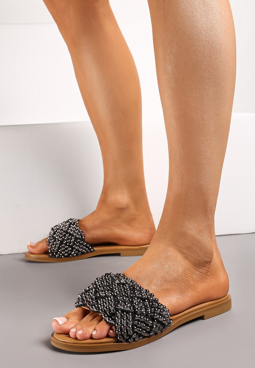 Czarne Płaskie Klapki z Elegancką Plecionką z Koralików Waldase