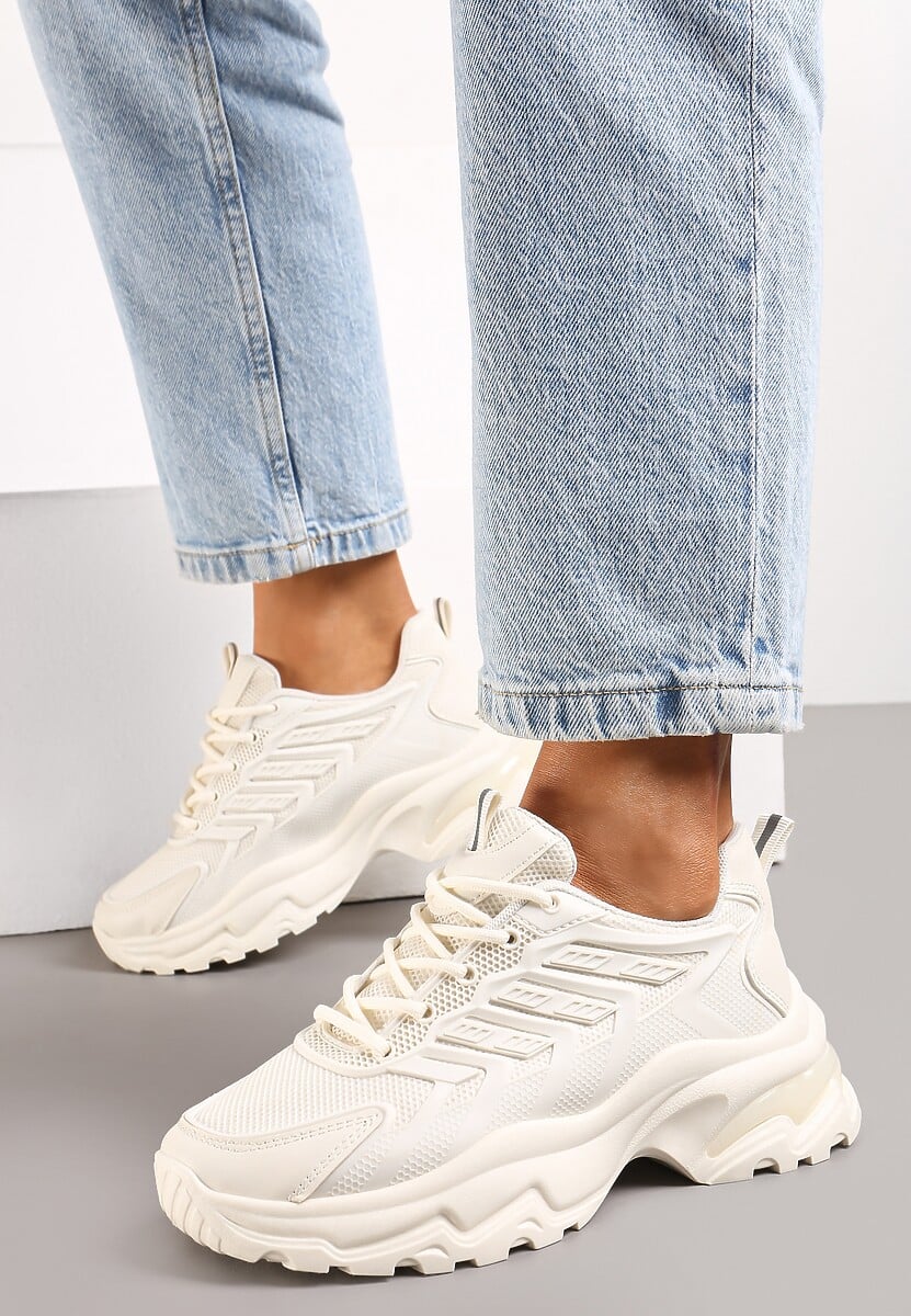 Beżowe Sneakersy na Tłoczonej Podeszwie z Siateczkowymi Wstawkami Amrogia