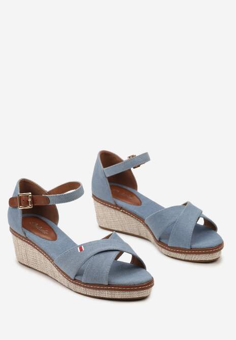 Niebieskie Sandały na Koturnie z Ozdobną Plecionką Zapinane na Sprzączkę Gwendes
