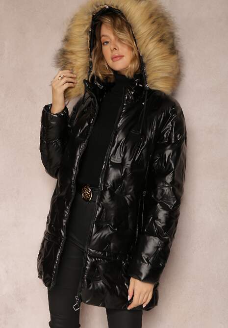 Czarna Kurtka Metaliczna z Futrzanym Kapturem Kajol