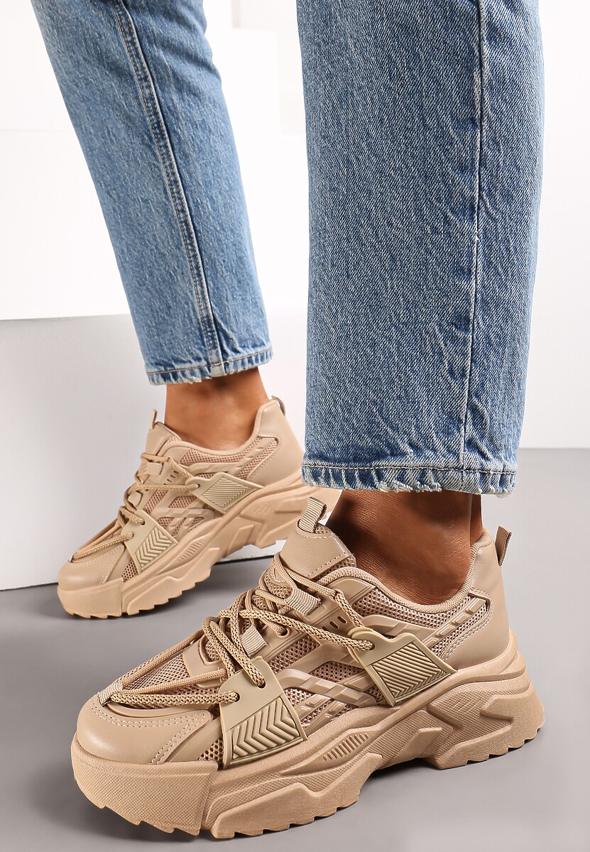 Ciemnobeżowe Sneakersy na Grubej Podeszwie z Sznurowaniem Paciva