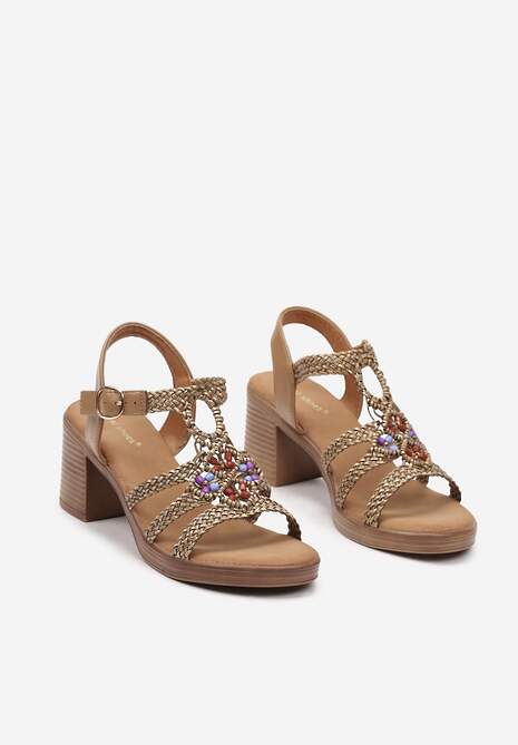 Ciemnobeżowe Sandały z Imitacji Skóry na Słupku z Plecionymi Paskami i Ozdobnymi Koralikami Elltina