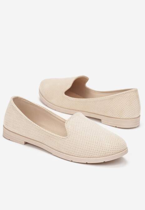 Beżowe Mokasyny z Ozdobną Perforacją na Płaskiej Podeszwie Laurielle