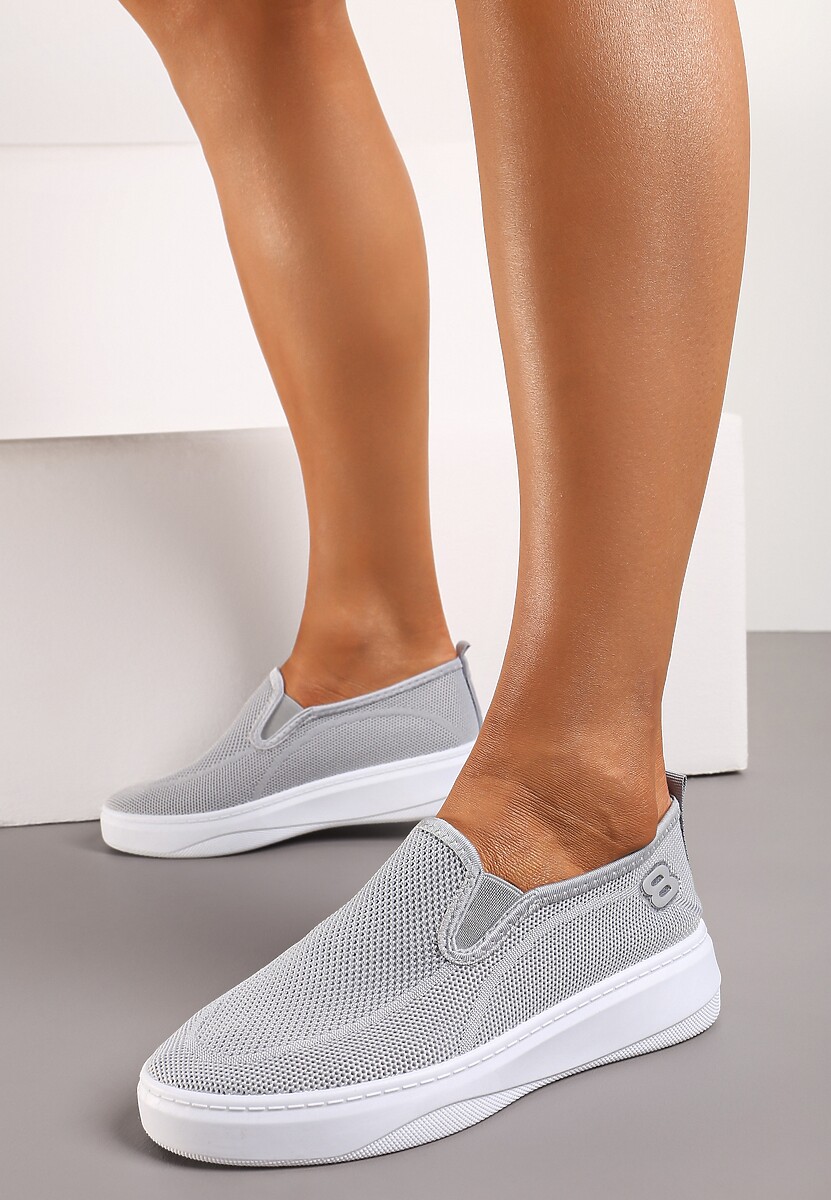Szare Tenisówki na Platformie bez Zapięcia Ozdobione z Przodu Perforacją Prinesa
