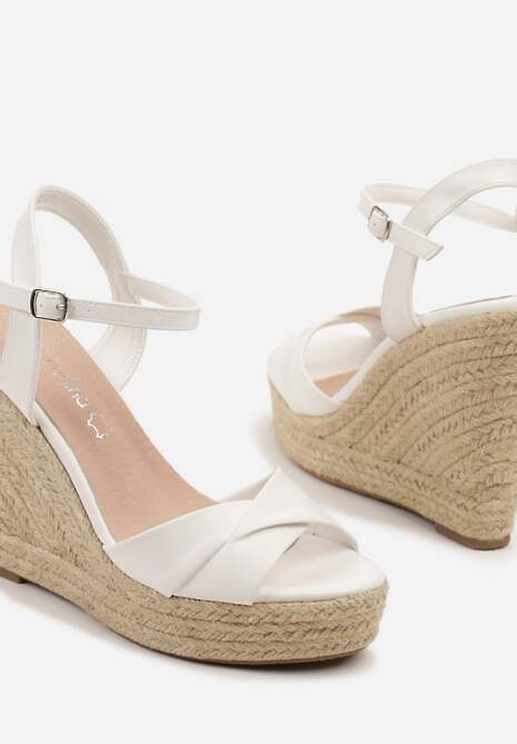 Białe Sandały na Plecionej Platformie i Koturnie ze Skórzaną Wkładką Nevama