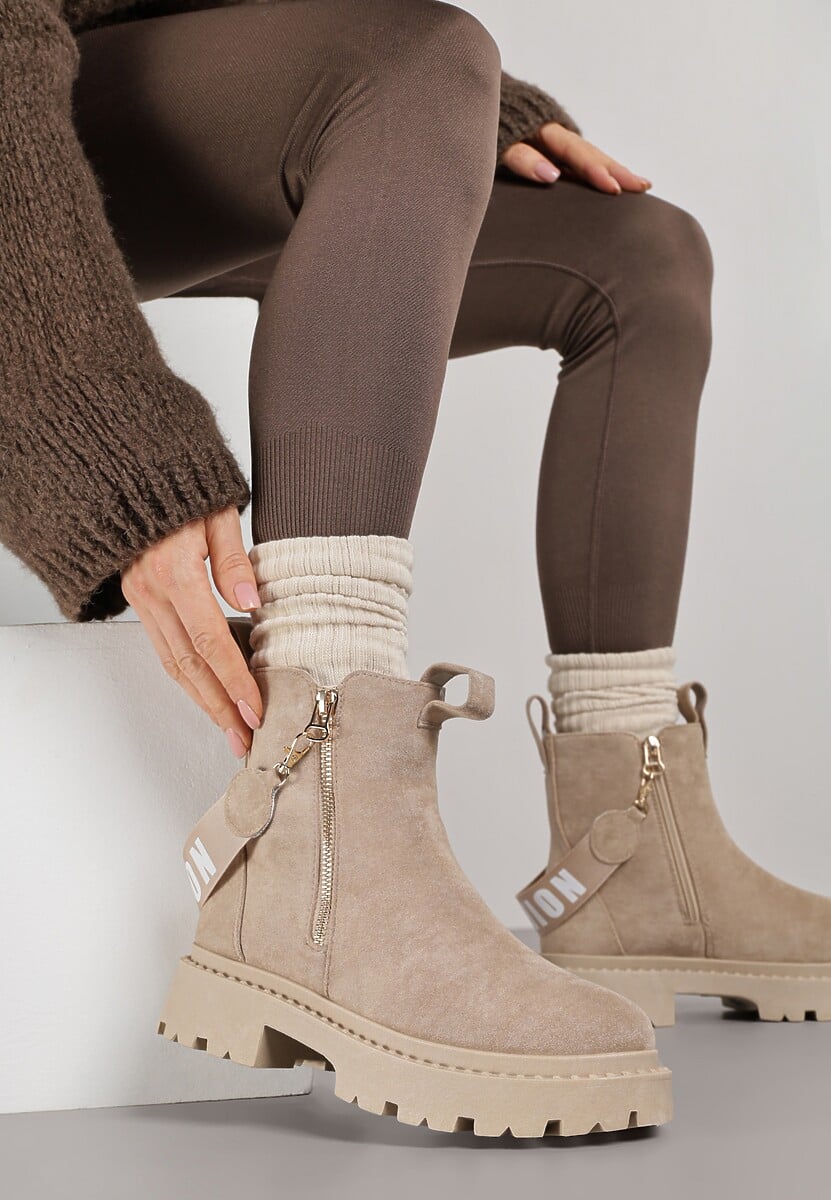 Beżowe Botki z Ozdobną Taśmą z Nadrukiem Dudrey