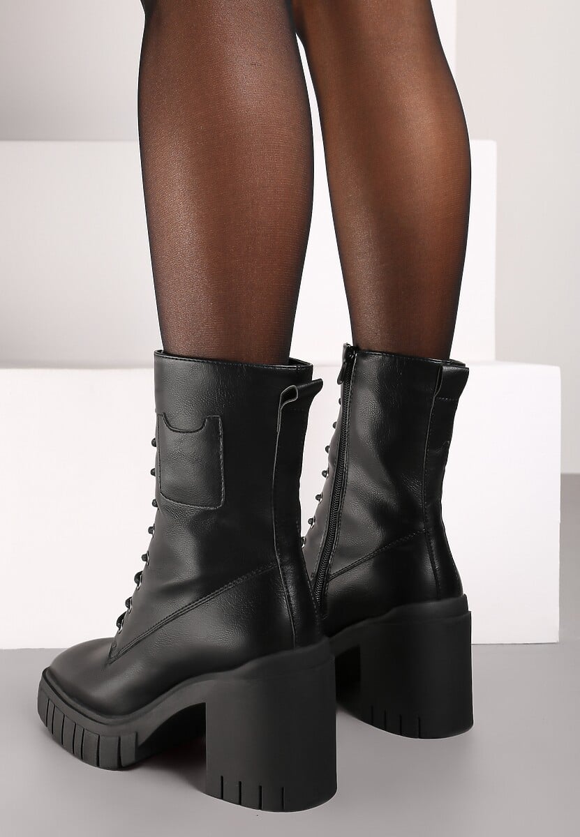 Czarne Botki Workery na Platformie i Słupku z Ozdobnym Sznurowaniem Teriliane