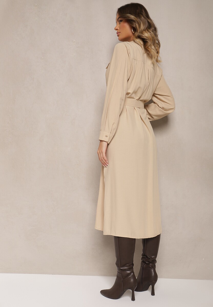 Beżowa Sukienka Koszulowa o Rozkloszowanym Kroju z Paskiem i Kieszeniami z Klapami Rinnisa