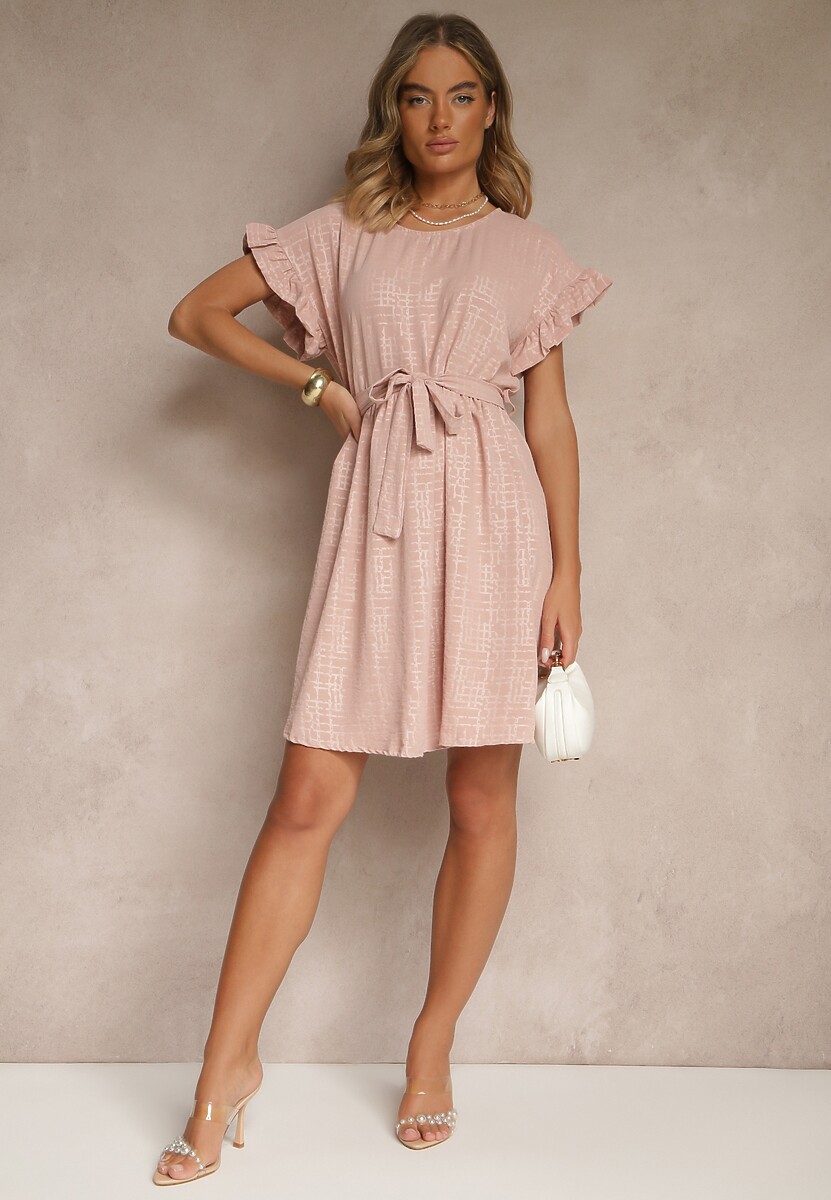 Ciemnoróżowa Sukienka z Paskiem i Falbankami przy Rękawach Folunelle