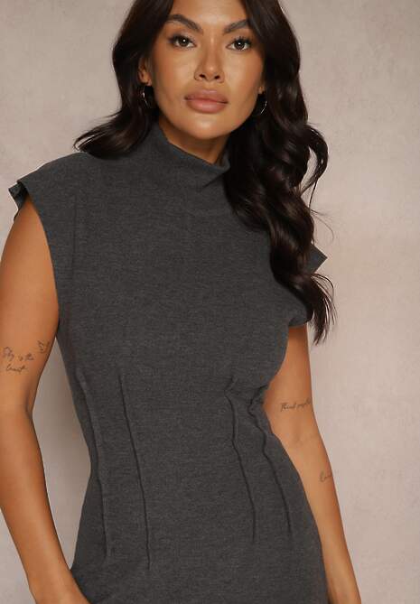 Ciemnoszara Prążkowana Sukienka Dzianinowa o Taliowanym Kroju z Półgolfem  Avarielle