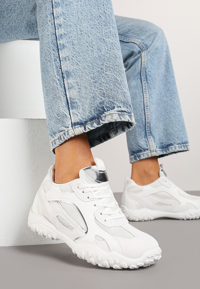Białe Sneakersy Ozdobione Tłoczoną Cholewką Pillitha