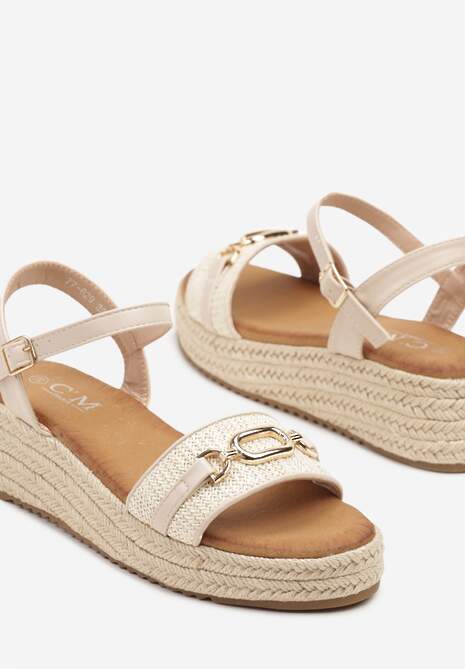 Beżowe Sandały Ozdobione Plecionką i Klamrą Lisamaria
