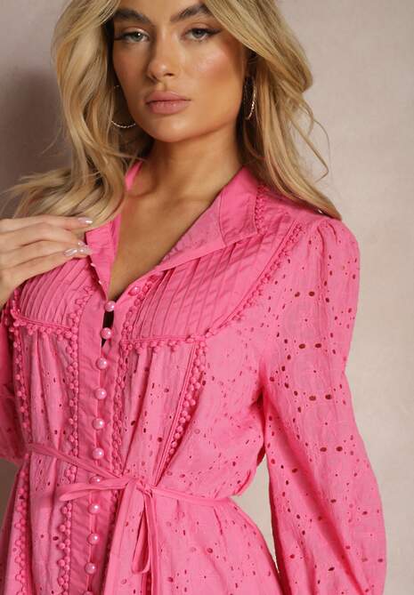 Fuksjowa Sukienka Zdobiona Haftowaniem i Perłowymi Guzikami ze Stójką Wialon