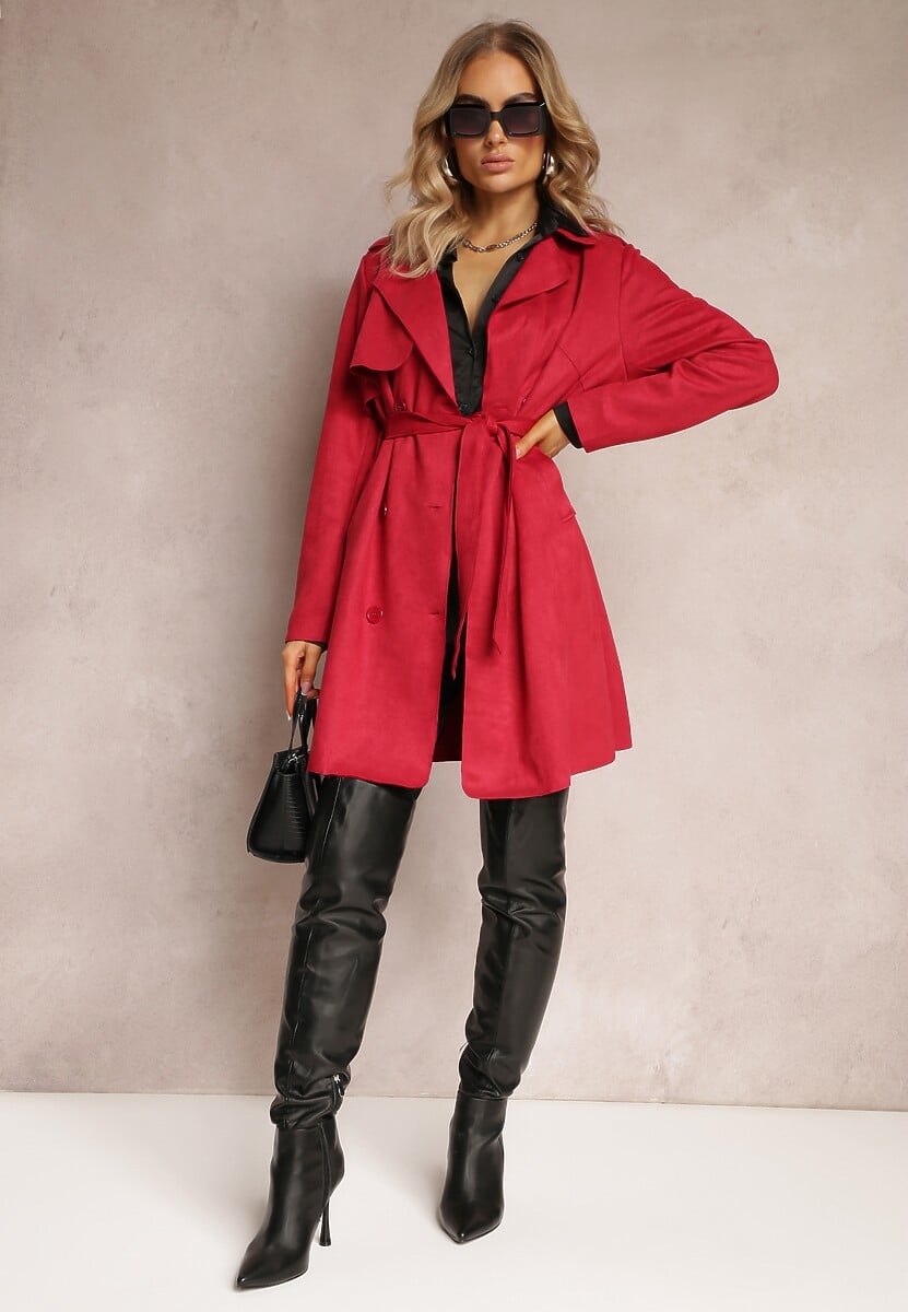 Czerwony Płaszcz z Guzikami i Paskiem Michellas