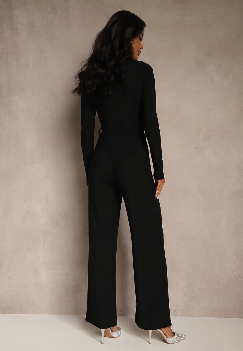 Czarny Kopertowy Kombinezon z Wiskozą Wiązany w Talii Paskiem Temionna