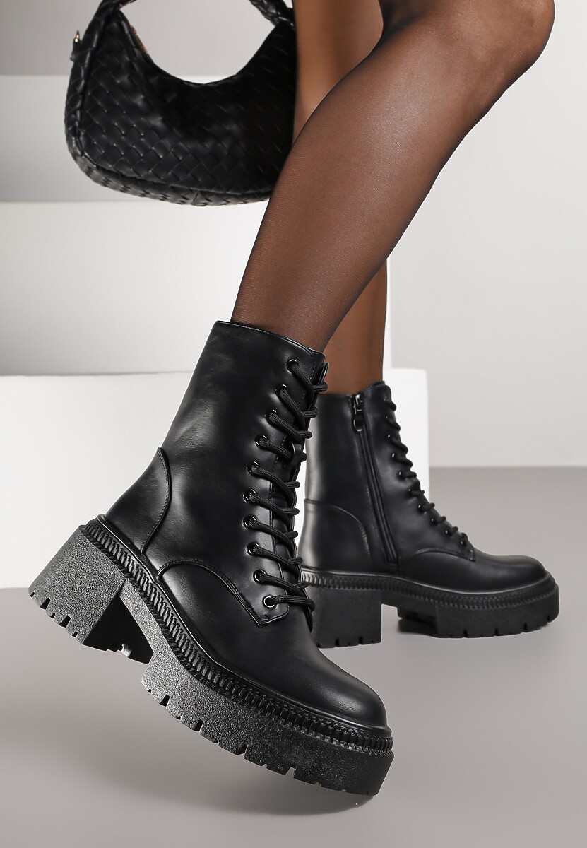 Czarne Botki Workery Vices na Platformie z Metaliczną Aplikacją Violosa