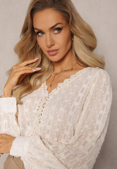 Jasnobeżowa Koronkowa Bluzka z Metaliczną Nitką Maliso