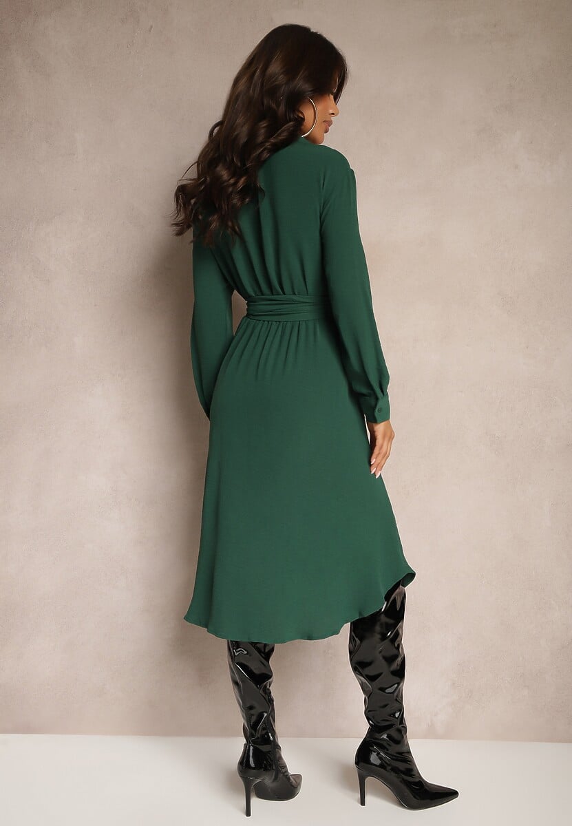 Ciemnozielona Sukienka Midi z Kołnierzykiem i Materiałowym Paskiem Rasik