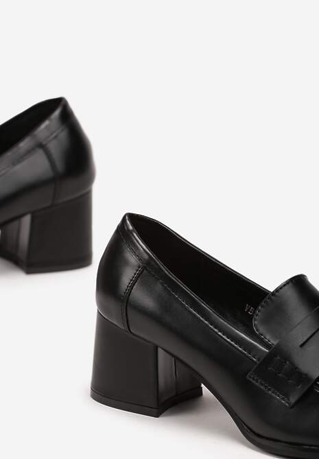 Czarne Półbuty na Niskim Słupku z Ozdobnym Paskiem i Kwadratowym Noskiem Porride